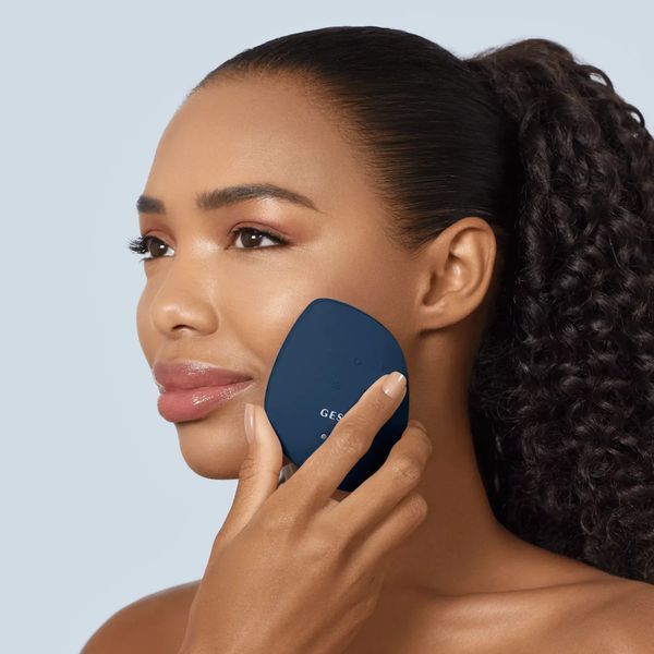 Ультразвукова маска тепло та холод GESKE Sonic Warm & Cool Mask 9 в 1, midnight HB0100