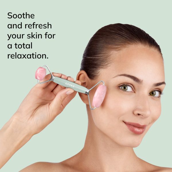 Роллер-массажер для лица и тела с розовым кварцем GESKE&nbsp;SmartAppGuided&nbsp;Rose&nbsp;Quartz&nbsp;Face&nbsp;&&nbsp;Body&nbsp;Roller&nbsp;5in1&nbsp;green HB0658