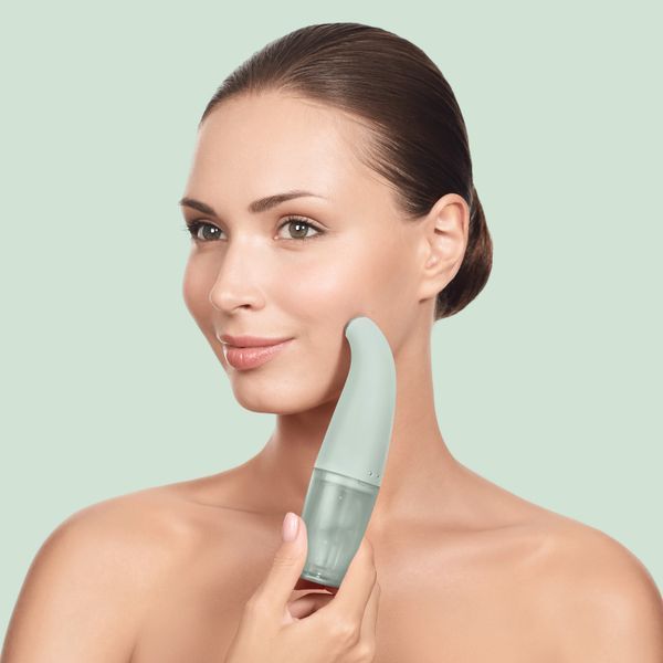 Очищающее средство для лица GESKE Aqua-Stream Face Cleanser 8 в 1, green HB0398
