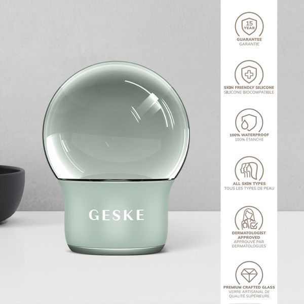 Массажер для лица и тела GESKE Cool & Warm Face and Body Massager 7 в 1 green HB0299