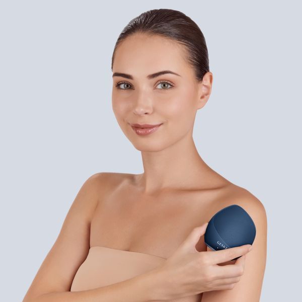 Ультразвукова щітка для тіла та інтенсивний пілінг GESKE Sonic Body Brush & Intensive Exfoliator 7 в 1, midnight HB0356