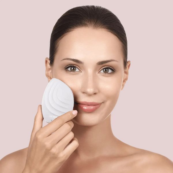 Электронная ультразвуковая щетка для лица GESKE Sonic Facial Brush 5 в 1, starlight HB0066