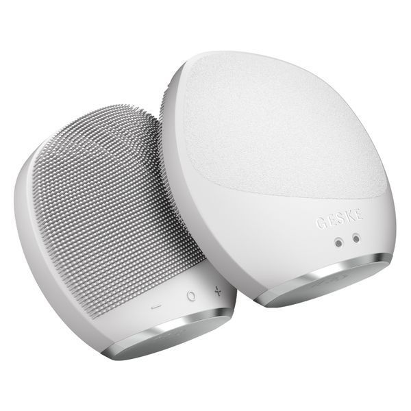 Ультразвуковая щетка для тела и интенсивный пилинг GESKE Sonic Body Brush & Intensive Exfoliator 7 в 1, white HB0361