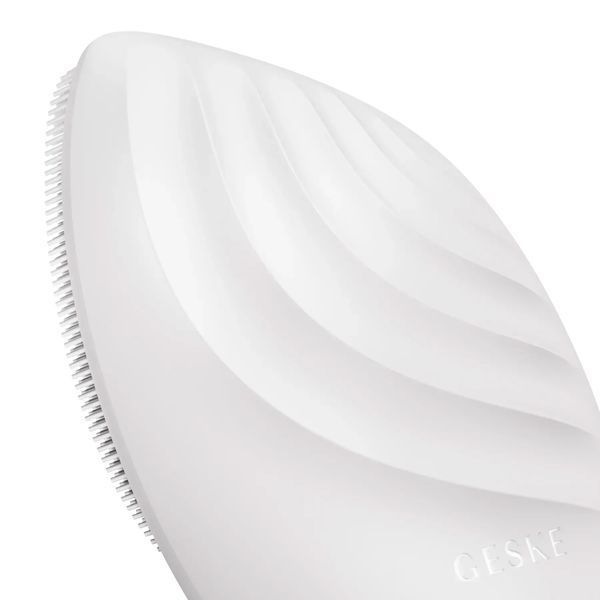 Электронная ультразвуковая щетка для лица GESKE Sonic Facial Brush 5 в 1, white HB0073