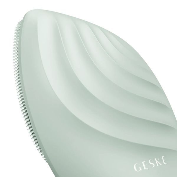 Электронная ультразвуковая щетка для лица GESKE Sonic Facial Brush 5 в 1, green HB0074