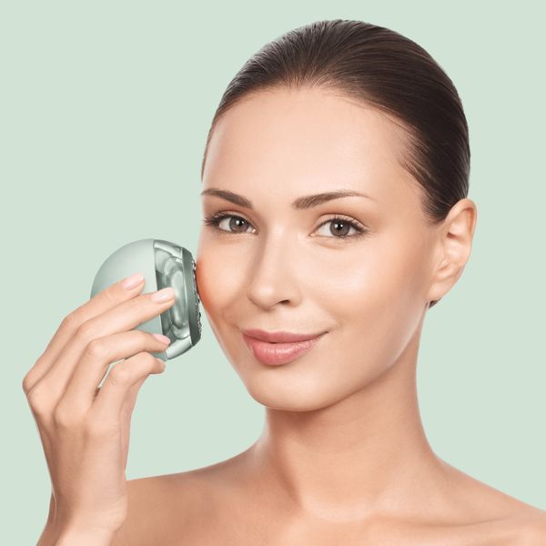 Массажер для подтяжки кожи лица GESKE Anti-aging Skin Tightener 6 в 1, green HB0420