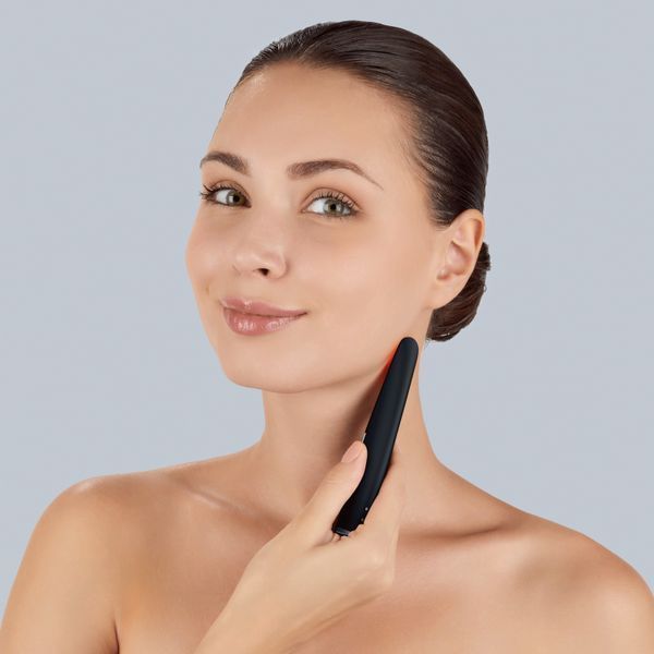 Пристрій для зміцнення і тонізації шкіри обличчя GESKE Skin Firming Wand 7 в 1, black HB0427