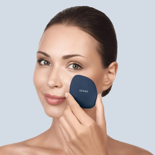 Щітка для обличчя GESKE Facial Brush 4 в 1, midnight HB0045